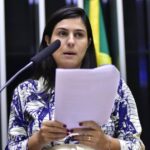 NADADORA DEIXA A UTI, VOLTA ÀS PISCINAS E CONQUISTA OUROS NOS JOGOS PARADESPORTIVOS PARANAENSES EM FOZ DO IGUAÇU