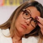 PADRE BÊBADO QUEBRA GARRAFAS E XINGA FRENTISTAS EM POSTO DE GASOLINA