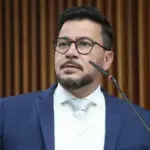 Foz: NA SEGUNDA, O PREFEITO SILVA E LUNA NOMEOU ALEX DE SOUZA EM DIRETORIA DA PREFEITURA. NA TERÇA, “DESNOMEOU”…