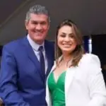 CONSELHEIRO DE TRUMP POSTA FOTO COM BOLSONARO E AMEAÇA MINISTROS DO STF